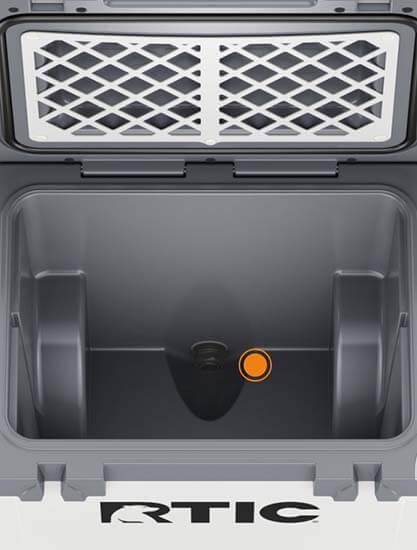 22 QT Ultra-Light Wheeled Cooler
